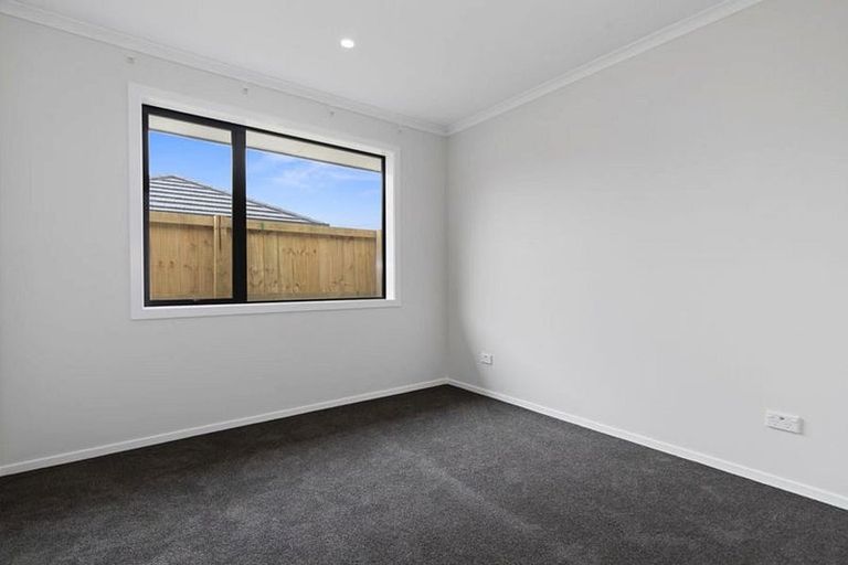 Photo of property in 36 Murray Ward Drive, Te Kauwhata, 3710