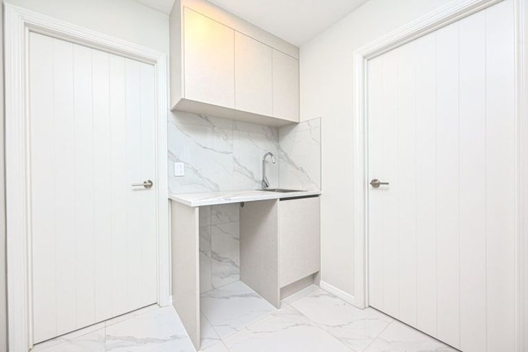 Photo of property in 309 Massey Road, Mangere East, Auckland, 2024