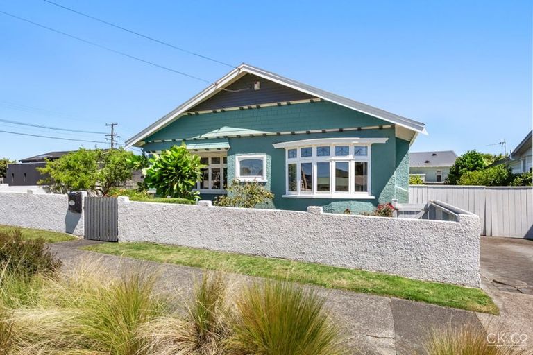 Photo of property in 1 Tennyson Street, Petone, Lower Hutt, 5012