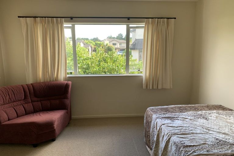 Photo of property in 3 Kouras Place, Flat Bush, Auckland, 2016