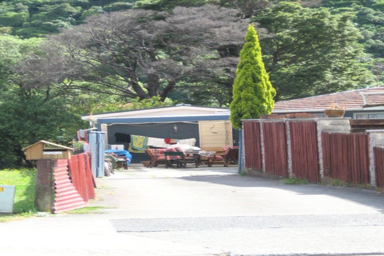 Photo of property in 73f2- Gemstone Drive, Birchville, Upper Hutt, 5018
