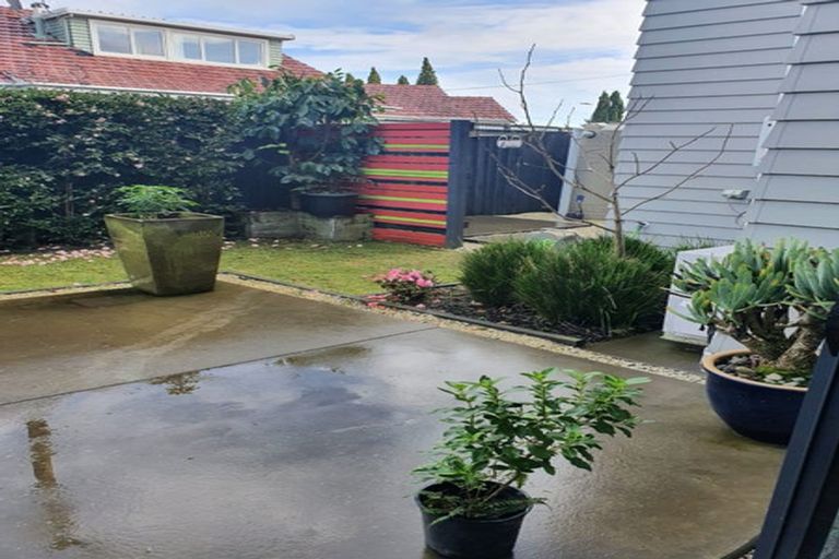 Photo of property in 382u2 Cobham Drive, Hillcrest, Hamilton, 3216