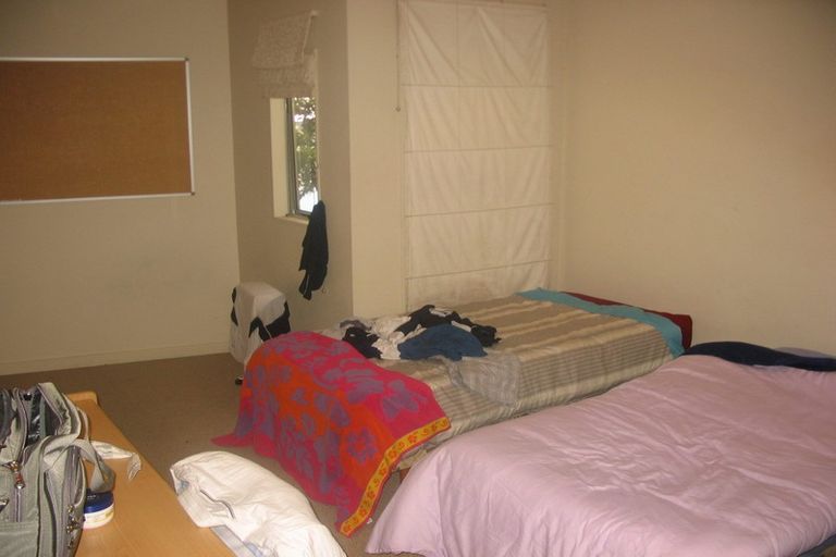 Photo of property in 193 Tasman Street, Mount Cook, Wellington, 6021