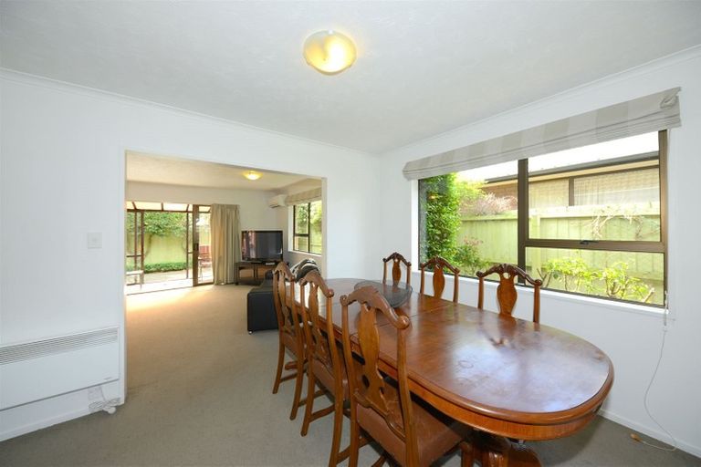 Photo of property in 11 Rubens Place, Burnside, Christchurch, 8053