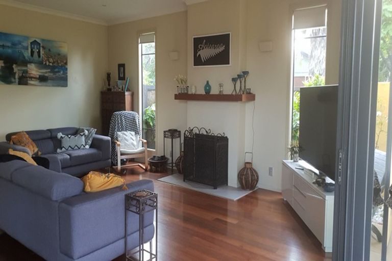 Photo of property in 10 Rays Way, Tuakau, 2121