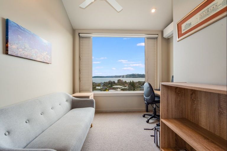Photo of property in 21 Henry Hill Road, Taupo, 3330