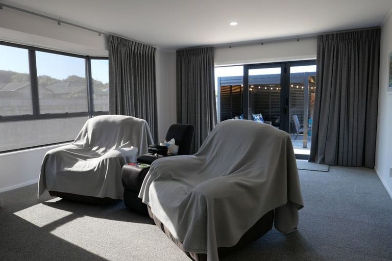 Photo of property in 20 Spackman Crescent, Paraparaumu, 5032