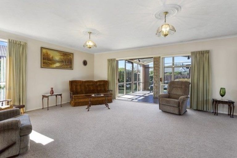 Photo of property in 14 Regent Avenue, Rangiora, 7400