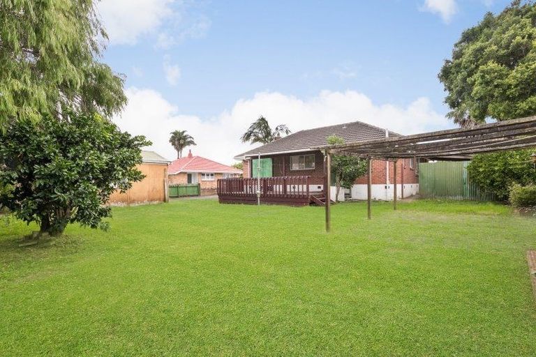 Photo of property in 33 Esperanto Road, Papatoetoe, Auckland, 2025