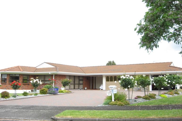 Photo of property in 50 Paterson Avenue West, Pukekohe, 2120