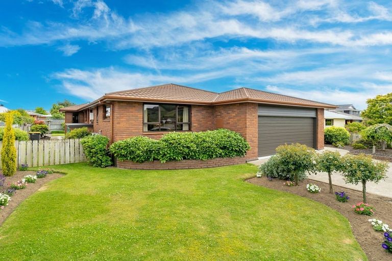 Photo of property in 145 Hagart-alexander Drive, Mosgiel, 9024