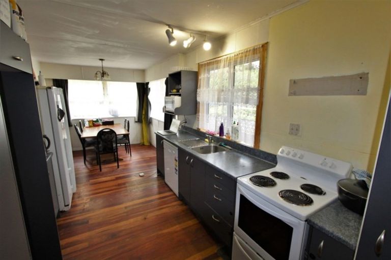 Photo of property in 14 Kenmore Place, Tokoroa, 3420