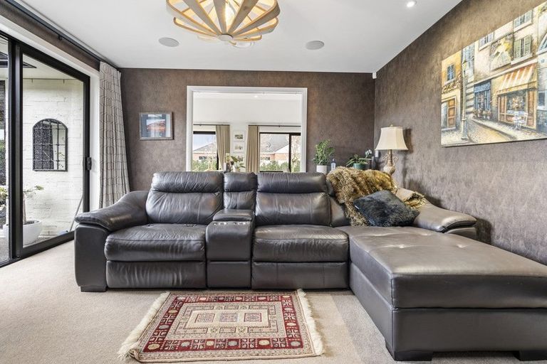 Photo of property in 119 Saint Kilda Road, Cambridge, 3434