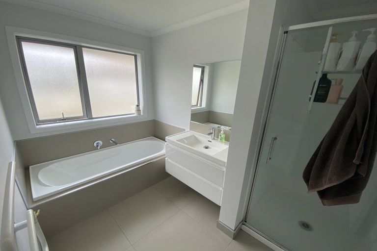 Photo of property in 132 Te Manatu Drive, Huntington, Hamilton, 3210