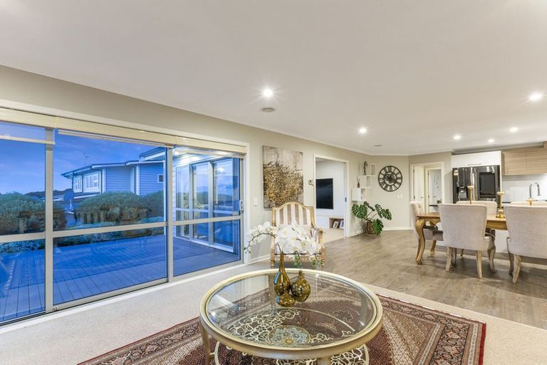 Photo of property in 41 John Burke Drive, Aotea, Porirua, 5024