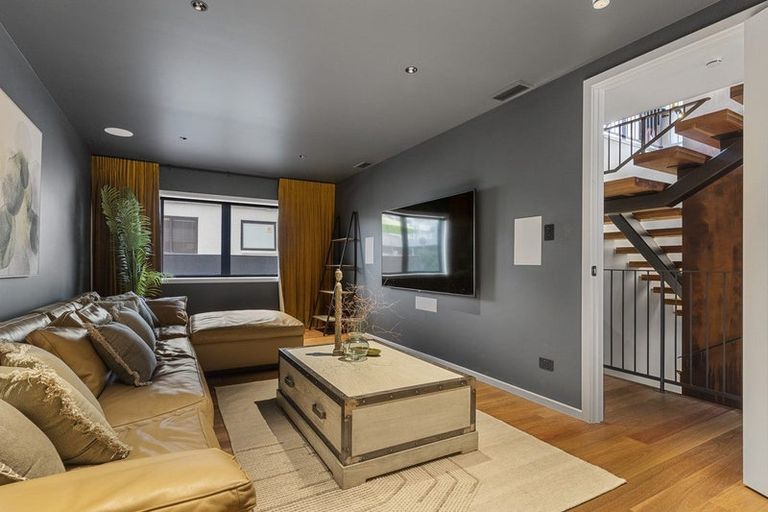 Photo of property in 13a Commons Avenue, Mount Maunganui, 3116