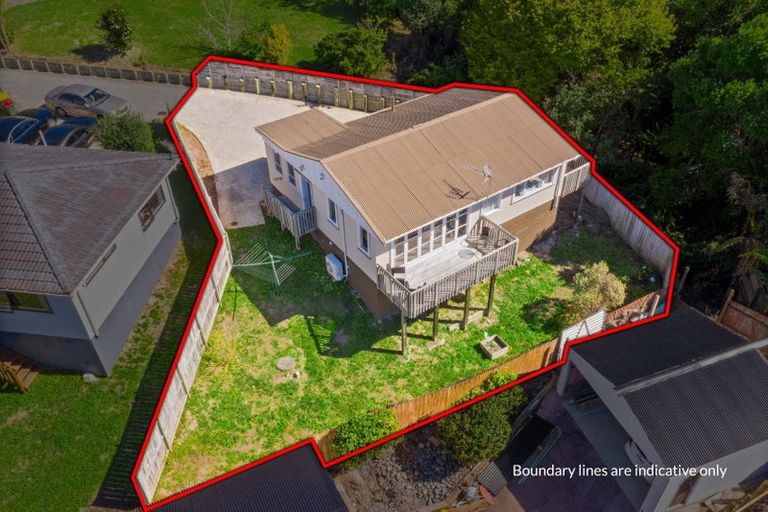 Photo of property in 64 Colwill Road, Massey, Auckland, 0614