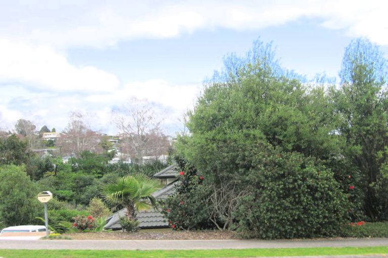 Photo of property in 15 Little John Drive, Bellevue, Tauranga, 3110
