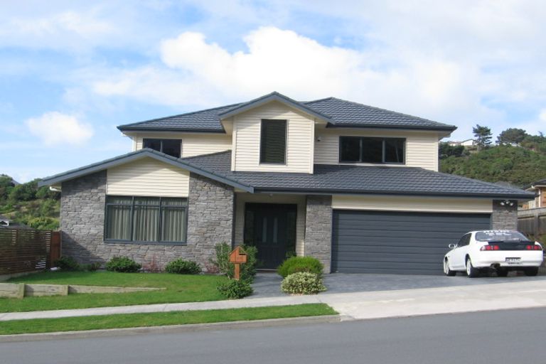 Photo of property in 217 Westchester Drive, Churton Park, Wellington, 6037