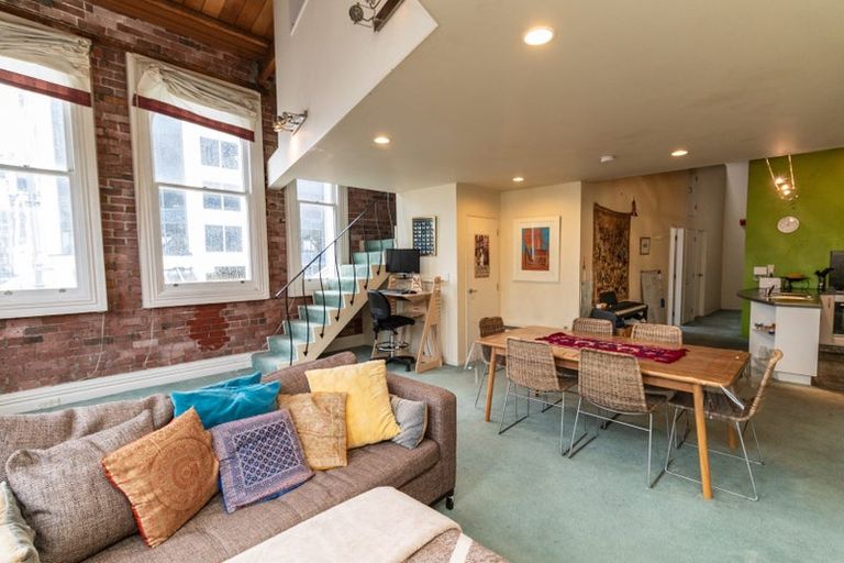 Photo of property in Maison Cabriole Building, 3/60 Courtenay Place, Te Aro, Wellington, 6011