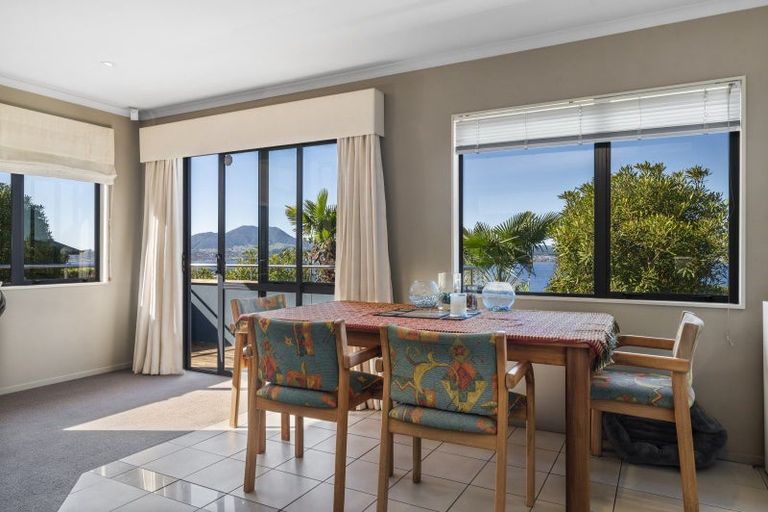 Photo of property in 8 Brunette Drive, Acacia Bay, Taupo, 3330