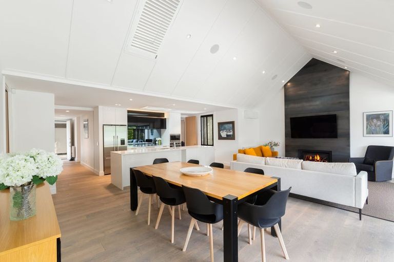 Photo of property in 5 Ogilvie Lane, Arrowtown, 9371