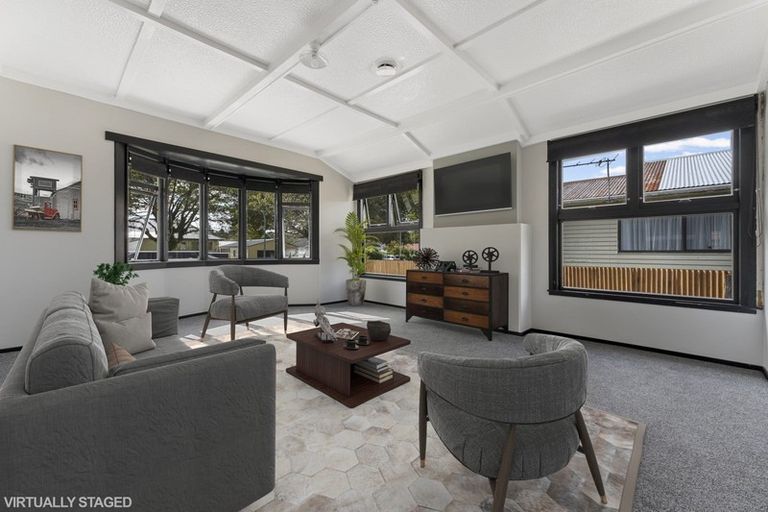 Photo of property in 22 Percy Avenue, Stratford, 4332