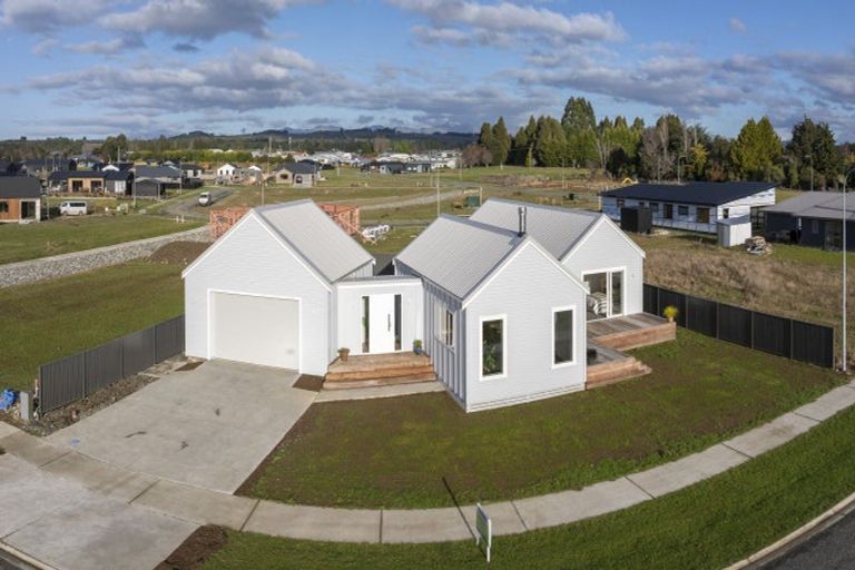 Photo of property in 78 Tukare Loop, Te Anau, 9600