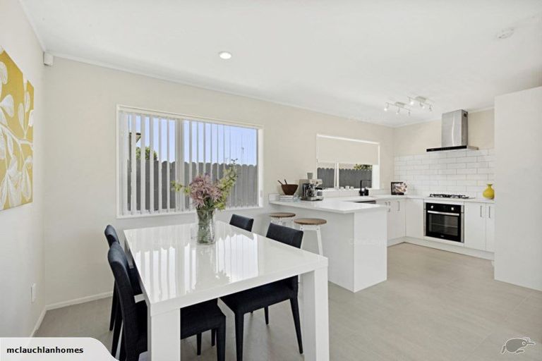 Photo of property in 18a Hall Avenue, Mangere, Auckland, 2022