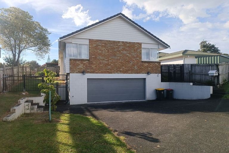 Photo of property in 1 Jay Court, Botany Downs, Auckland, 2010