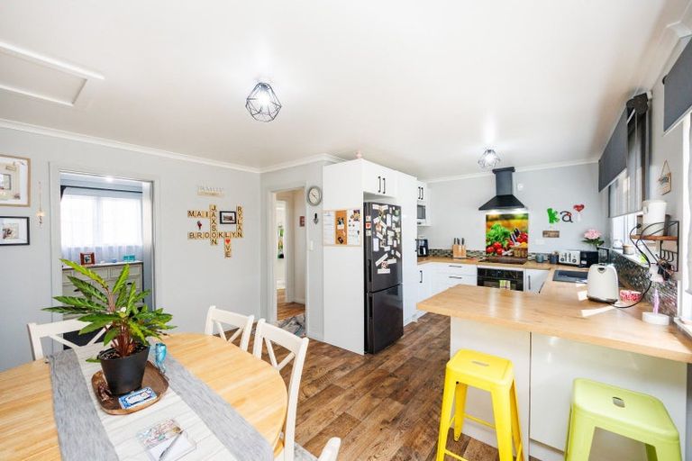 Photo of property in 26 Lincoln Street, Ashhurst, 4810