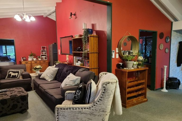 Photo of property in 12 Fytfield Place, Paraparaumu, 5032