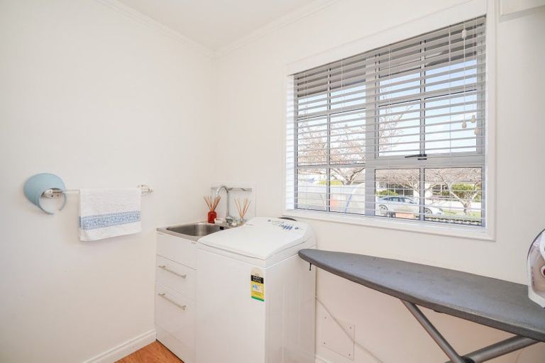 Photo of property in 64 Melbourne Street, Windsor, Invercargill, 9810