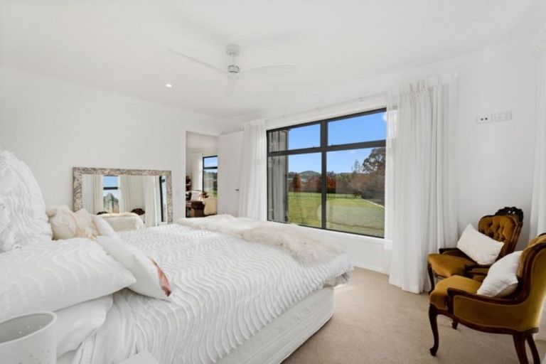 Photo of property in 154 Lakes Boulevard, Pyes Pa, Tauranga, 3112