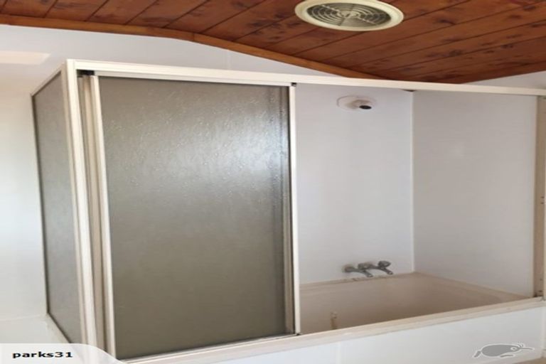 Photo of property in 1/108 Portage Road, New Lynn, Auckland, 0600