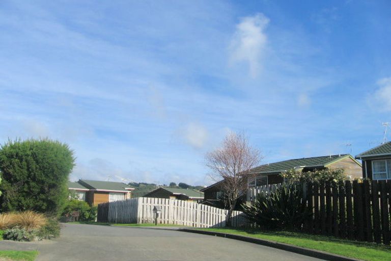 Photo of property in 5/2 The Top Gallant, Whitby, Porirua, 5024
