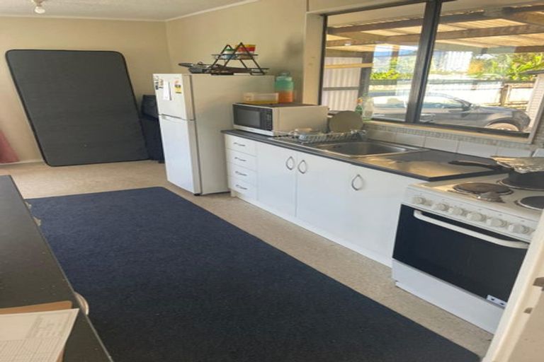 Photo of property in 37 Kerrs Road, Wiri, Auckland, 2104