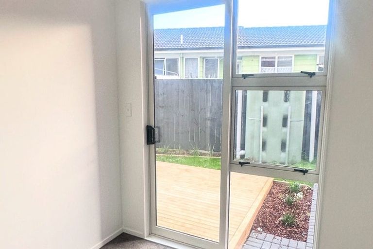 Photo of property in 14a Sunlands Drive, Manurewa, Auckland, 2102