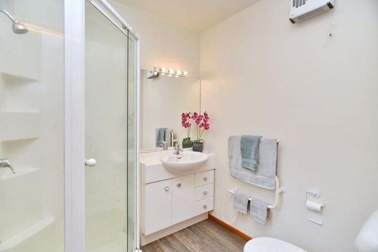 Photo of property in 9c Kilmarnock Street, Riccarton, Christchurch, 8011