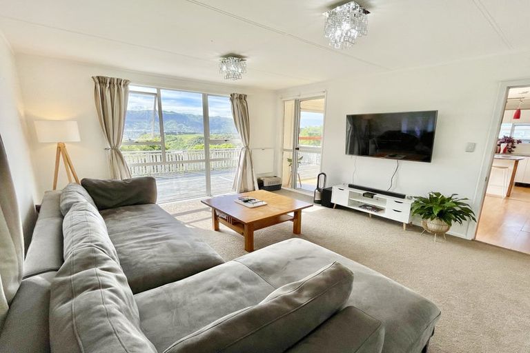 Photo of property in 97 Jamaica Drive, Grenada North, Wellington, 5028