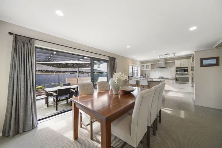 Photo of property in 5 Wawatai Drive, Karaka, Papakura, 2113