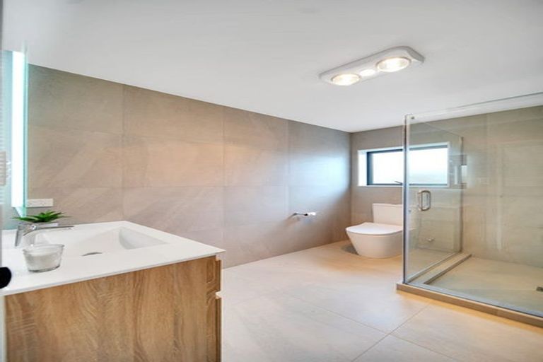 Photo of property in 10a Gardiner Grove, Mangere East, 2024