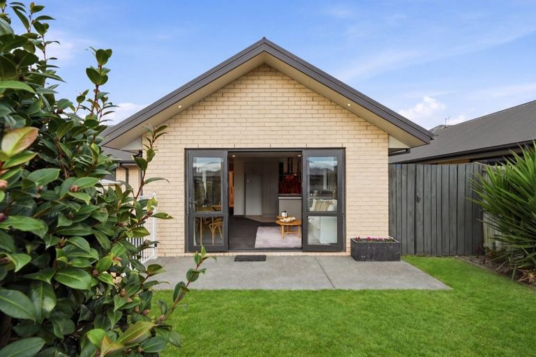 Photo of property in 78c Wattle Drive, New Brighton, Christchurch, 8083