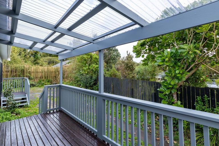 Photo of property in 184 Hutchinson Avenue, New Lynn, Auckland, 0600