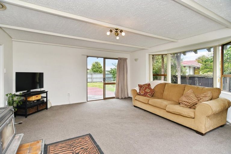 Photo of property in 20 Strachan Place, Rangiora, 7400