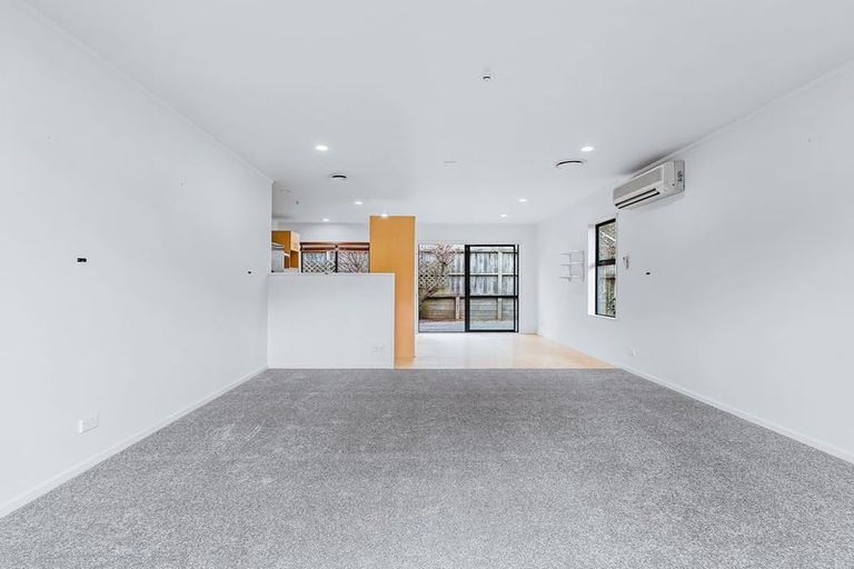 Photo of property in 1/31 Puriri Street, Hilltop, Taupo, 3330