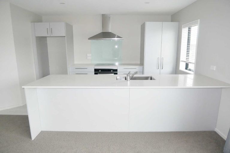 Photo of property in 32 Lomu Way, Rolleston, 7615