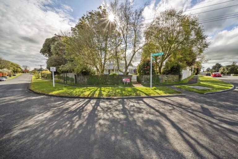 Photo of property in 26 Regan Street, Stratford, 4332