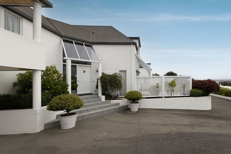 Photo of property in 17 Petworth Place, Westmorland, Christchurch, 8025