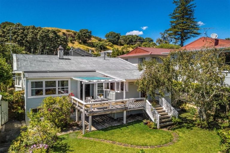 Photo of property in 9 Macky Avenue, Devonport, Auckland, 0624